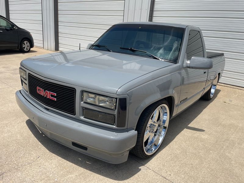 1993 GMC Sierra — a typically priced live listing