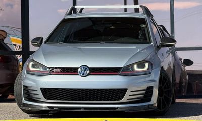 2017 Volkswagen Golf GTI S Sport SE