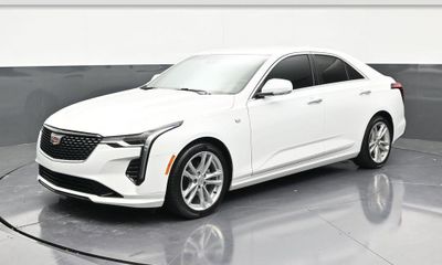 2023 Cadillac CT4 Luxury