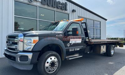 2012 Ford F-550 XLT