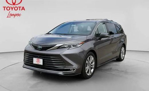 2022 Toyota Sienna Platinum