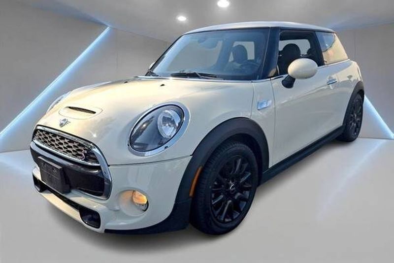 2019 Mini Hardtop — a typically priced live listing