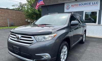 2011 Toyota Highlander Base Hybrid SE