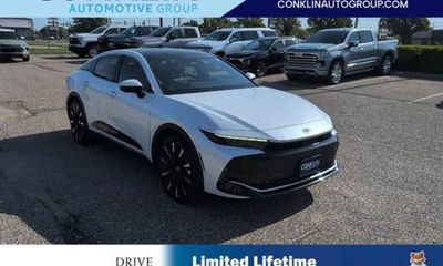 2024 Toyota Crown Platinum