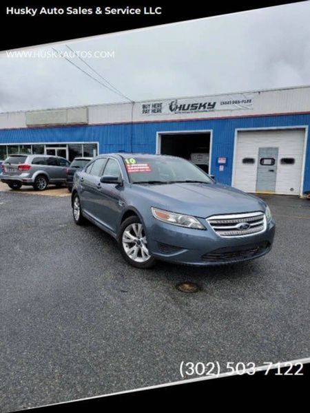 2010 Ford Taurus — a typically priced live listing
