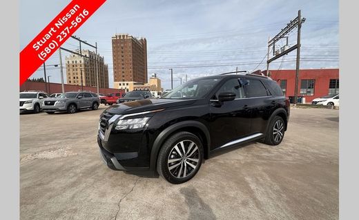 2025 Nissan Pathfinder Platinum