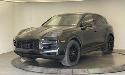 2025 Porsche Cayenne GTS