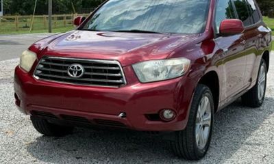 2008 Toyota Highlander Sports