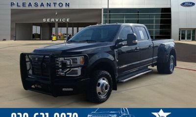 2022 Ford F-350 Lariat