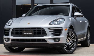 2018 Porsche Macan S