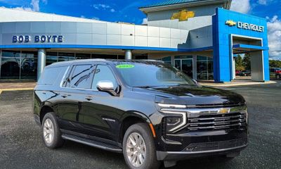 2025 Chevrolet Suburban Premier