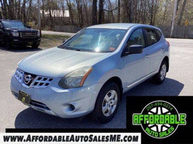 Representative 2014 Nissan Rogue Select photo