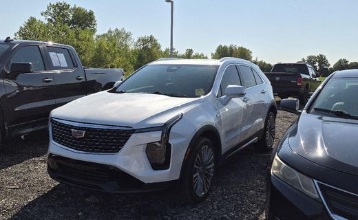 2024 Cadillac XT4 Premium Luxury