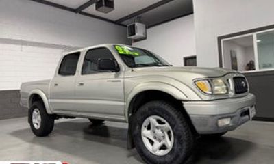 2002 Toyota Tacoma Deluxe