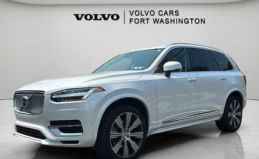 2025 Volvo XC90 Plus Bright