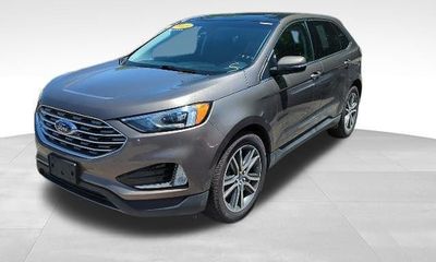 2019 Ford Edge Titanium
