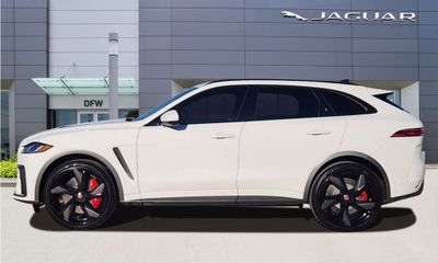 2022 Jaguar F-Pace SVR