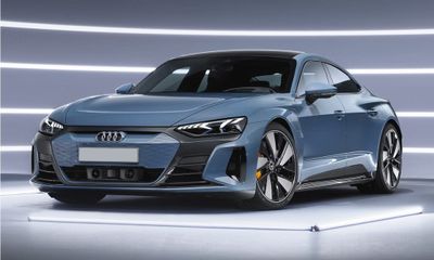 2024 Audi E-Tron GT Quattro Premium Plus