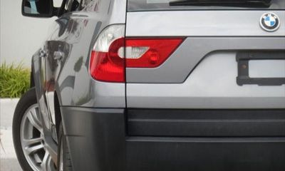 2005 BMW X3 30I