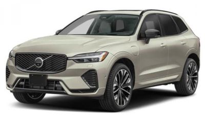 2026 Volvo XC60 Plus Dark