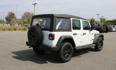 2023 Jeep Wrangler Sport