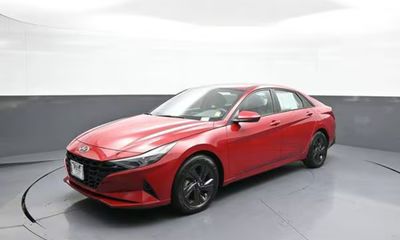 2021 Hyundai Elantra Blue