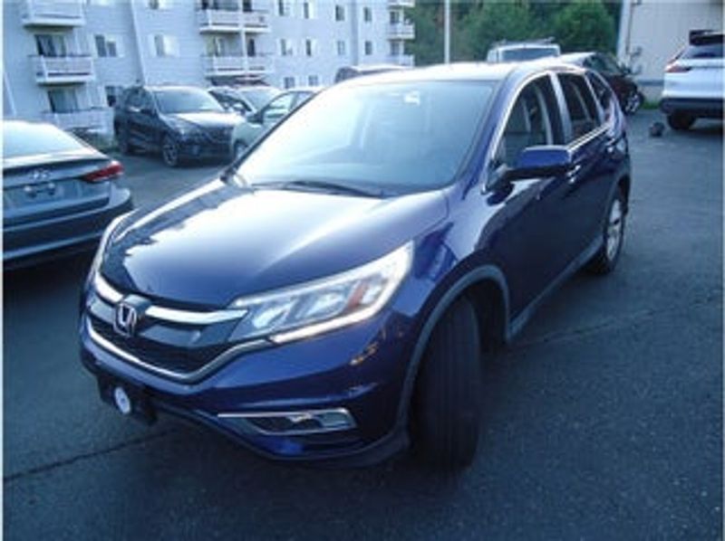 2015 Honda CR-V — a typically priced live listing
