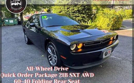 2019 Dodge Challenger SXT