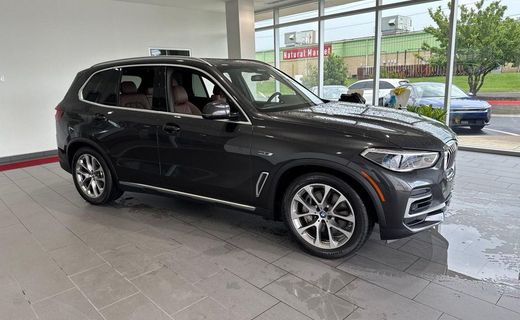 2023 BMW X5 XDRIVE45E