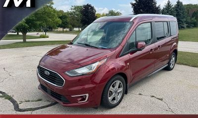 2019 Ford Transit Connect Titanium