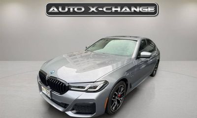 2023 BMW 530E Hybrid Plug