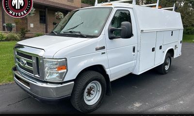 2016 Ford E-Series Chassis E 350