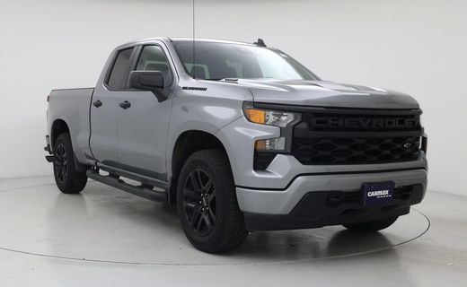 2025 Chevrolet Silverado Custom