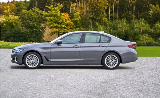 2023 BMW 530E 530XE