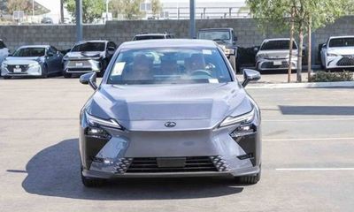 2026 Lexus ES 350E Premium