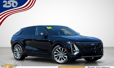 2024 Cadillac Lyriq Sport 1