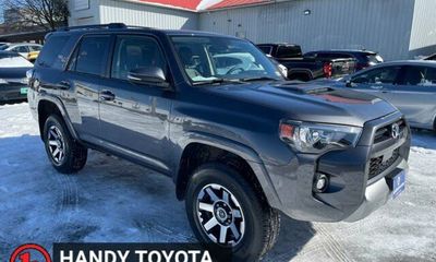2023 Toyota 4RUNNER TRD Offroad Prem