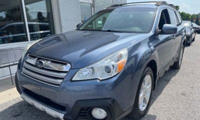 2013 Subaru Outback Limited M R