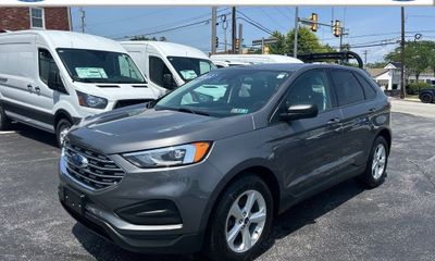 2021 Ford Edge SE