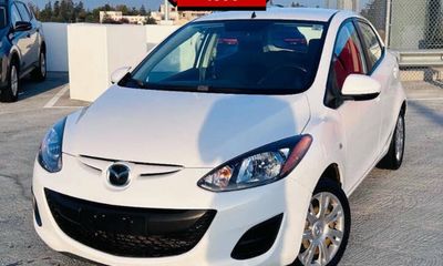 2014 Mazda MAZDA2 Sport GX