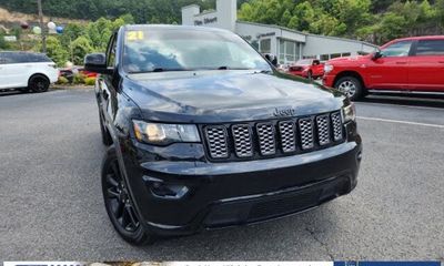 2021 Jeep Grand Cherokee Laredo