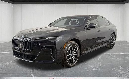 2023 BMW 760i xDrive
