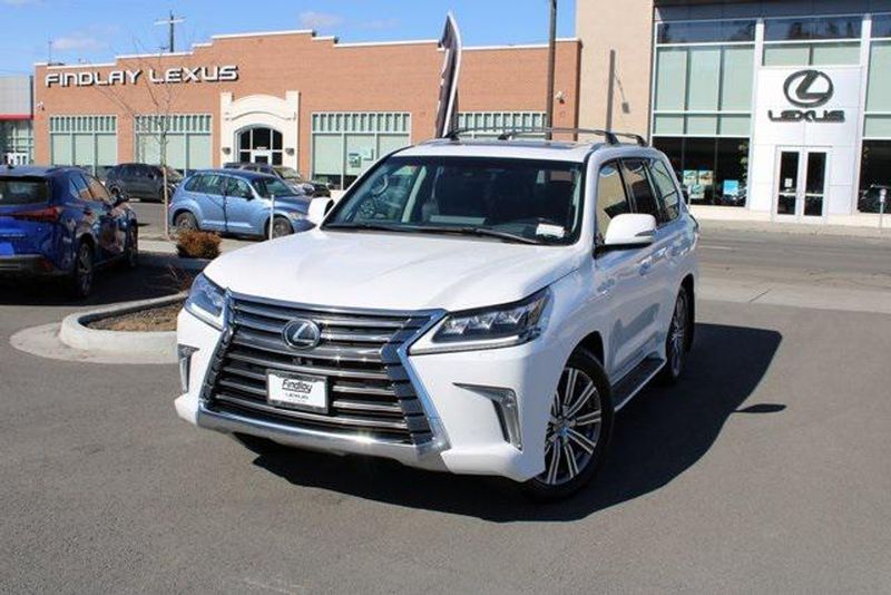 2017 Lexus LX — a typically priced live listing