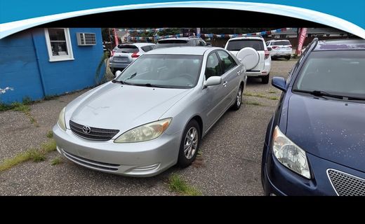 2004 Toyota Camry LE