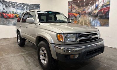 2000 Toyota 4Runner SR5