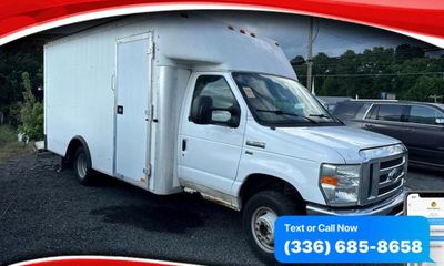 2013 Ford E-Series Chassis E350 Super Duty