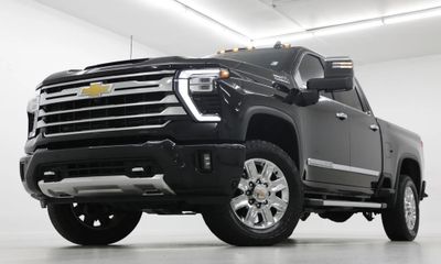 2024 Chevrolet Silverado HD High Country