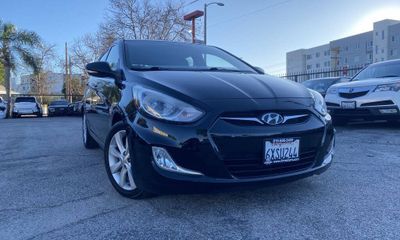 2013 Hyundai Accent GLS Premium SE