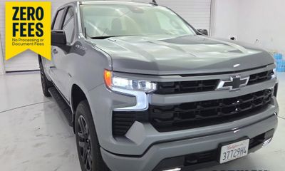 2025 Chevrolet Silverado RST