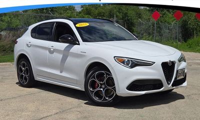 2022 Alfa Romeo Stelvio TI